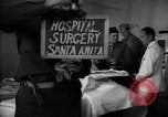 Immagine di Internamento giapponese del team di chirurgia Santa Anita California USA, 1942, secondo 3 filmato di repertorio 65675046929
