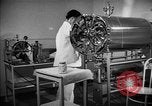 Immagine di Sterilizzatore in ospedale Santa Anita California USA, 1942, secondo 25 filmato di repertorio 65675046930