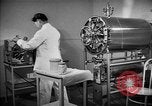 Immagine di Sterilizzatore in ospedale Santa Anita California USA, 1942, secondo 55 filmato di repertorio 65675046930