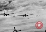 Immagine di Francese B-26 bombardieri Indocina, 1954, secondo 13 filmato di repertorio 65675046933