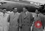 Immagine di American horse jumping team New York United States USA, 1956, secondo 19 filmato di repertorio 65675046949