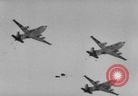 Standbild Air Borne "Operation arktischen Nacht" Thule Grönland, 1956, aus Sekunde 30 historischem Filmmaterial Videoclip 65675046951