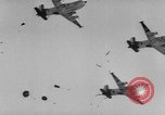 Standbild Air Borne "Operation arktischen Nacht" Thule Grönland, 1956, aus Sekunde 32 historischem Filmmaterial Videoclip 65675046951
