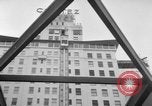 Standbild Das El Cortez Hotel Aufzug aus Glas San Diego California USA, 1956, aus Sekunde 34 historischem Filmmaterial Videoclip 65675046956