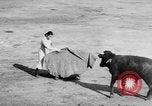 Standbild Stierkampf Kolumbien, 1956, aus Sekunde 8 historischem Filmmaterial Videoclip 65675046959