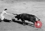 Standbild Stierkampf Kolumbien, 1956, aus Sekunde 13 historischem Filmmaterial Videoclip 65675046959