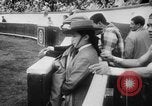Standbild Stierkampf Kolumbien, 1956, aus Sekunde 23 historischem Filmmaterial Videoclip 65675046959