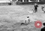 Standbild Stierkampf Kolumbien, 1956, aus Sekunde 58 historischem Filmmaterial Videoclip 65675046959