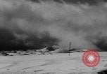 Image l'Etna éclate Italie, 1956, de la seconde 9 séquences d'archives historiques vidéo 65675046962