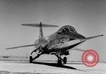 Standbild F-10 Starfighter Jet Palmdale California USA, 1956, aus Sekunde 10 historischem Filmmaterial Videoclip 65675046964