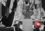 Standbild Büste von Cordell Hull Washington DC USA, 1956, aus Sekunde 15 historischem Filmmaterial Videoclip 65675046966