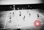 Image Monde Championnat de volley-ball Paris France, 1956, de la seconde 33 séquences d'archives historiques vidéo 65675046973