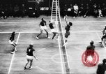 Image Monde Championnat de volley-ball Paris France, 1956, de la seconde 44 séquences d'archives historiques vidéo 65675046973