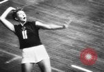 Image Monde Championnat de volley-ball Paris France, 1956, de la seconde 62 séquences d'archives historiques vidéo 65675046973