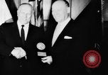 Image Movie Awards Los Angeles California USA, 1957, de la seconde 22 séquences d'archives historiques vidéo 65675046976