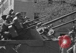 Image Le jour de la VICTOIRE EN EUROPE Weiden Allemagne, 1945, de la seconde 23 séquences d'archives historiques vidéo 65675046984