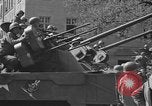 Image Le jour de la VICTOIRE EN EUROPE Weiden Allemagne, 1945, de la seconde 25 séquences d'archives historiques vidéo 65675046984