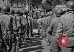 Image Le jour de la VICTOIRE EN EUROPE Weiden Allemagne, 1945, de la seconde 30 séquences d'archives historiques vidéo 65675046984