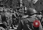 Image Le jour de la VICTOIRE EN EUROPE Weiden Allemagne, 1945, de la seconde 39 séquences d'archives historiques vidéo 65675046984