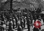 Image Le jour de la VICTOIRE EN EUROPE Weiden Allemagne, 1945, de la seconde 52 séquences d'archives historiques vidéo 65675046984