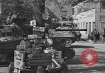 Standbild American 9 Panzerdivision Weiden Deutschland, 1945, aus Sekunde 13 historischem Filmmaterial Videoclip 65675046985