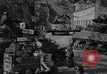 Standbild American 9 Panzerdivision Weiden Deutschland, 1945, aus Sekunde 27 historischem Filmmaterial Videoclip 65675046985