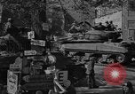 Standbild American 9 Panzerdivision Weiden Deutschland, 1945, aus Sekunde 28 historischem Filmmaterial Videoclip 65675046985
