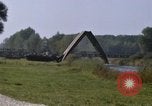 Standbild Schützenpanzer Panzing Deutschland, 1971, aus Sekunde 21 historischem Filmmaterial Videoclip 65675046997