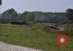 Standbild Schützenpanzer Panzing Deutschland, 1971, aus Sekunde 32 historischem Filmmaterial Videoclip 65675046997