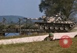 Standbild Schützenpanzer Panzing Deutschland, 1971, aus Sekunde 39 historischem Filmmaterial Videoclip 65675046997