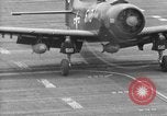 Standbild USS Valley Forge CV-45 Pazifischer Ozean, 1950, aus Sekunde 13 historischem Filmmaterial Videoclip 65675047000
