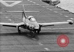 Standbild USS Valley Forge Pazifik, 1950, aus Sekunde 18 historischem Filmmaterial Videoclip 65675047001