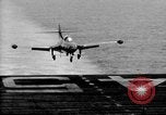 Standbild USS Valley Forge Pazifik, 1950, aus Sekunde 52 historischem Filmmaterial Videoclip 65675047001