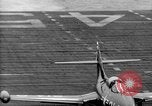 Standbild USS Valley Forge Pazifik, 1950, aus Sekunde 54 historischem Filmmaterial Videoclip 65675047001