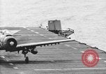 Standbild USS Valley Forge Pazifik, 1950, aus Sekunde 26 historischem Filmmaterial Videoclip 65675047002