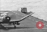 Standbild USS Valley Forge Pazifik, 1950, aus Sekunde 32 historischem Filmmaterial Videoclip 65675047002