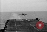 Image USS Valley Forge Océan Pacifique, 1950, de la seconde 61 séquences d'archives historiques vidéo 65675047003