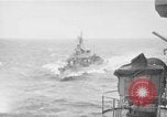Image USS Valley Forge CV-45 Caraïbes, 1956, de la seconde 1 séquences d'archives historiques vidéo 65675047026