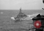 Image USS Valley Forge CV-45 Caraïbes, 1956, de la seconde 7 séquences d'archives historiques vidéo 65675047026