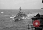 Image USS Valley Forge CV-45 Caraïbes, 1956, de la seconde 8 séquences d'archives historiques vidéo 65675047026