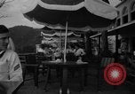 Standbild Crew im Liberty St. Thomas Virgin Islands, 1956, aus Sekunde 6 historischem Filmmaterial Videoclip 65675047027