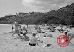 Standbild Crew im Liberty St. Thomas Virgin Islands, 1956, aus Sekunde 32 historischem Filmmaterial Videoclip 65675047027