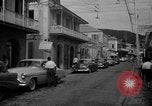 Standbild Crew im Liberty St. Thomas Virgin Islands, 1956, aus Sekunde 45 historischem Filmmaterial Videoclip 65675047027