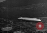 Immagine di Hindenburg Zeppelin Lakehurst New Jersey USA, 1936, secondo 42 filmato di repertorio 65675047067