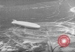Immagine di Hindenburg Zeppelin Lakehurst New Jersey USA, 1936, secondo 47 filmato di repertorio 65675047067
