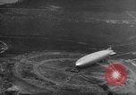 Immagine di Hindenburg Zeppelin Lakehurst New Jersey USA, 1936, secondo 55 filmato di repertorio 65675047068