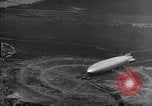 Immagine di Hindenburg Zeppelin Lakehurst New Jersey USA, 1936, secondo 62 filmato di repertorio 65675047068