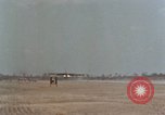 Standbild b-52 Stratofortress Bomber Ankunft am U-Tapao Air Base Thailand, 1967, aus Sekunde 43 historischem Filmmaterial Videoclip 65675047098