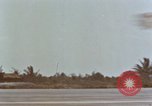 Standbild b-52 Stratofortress Bomber Ankunft am U-Tapao Air Base Thailand, 1967, aus Sekunde 61 historischem Filmmaterial Videoclip 65675047098