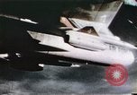 Standbild B-52-Bomber Nebraska United States USA, 1960, aus Sekunde 34 historischem Filmmaterial Videoclip 65675047103